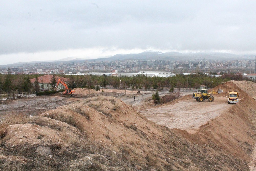 Niğde Emniyet Müdürlüğünün Yeni Binasının İnşaatı Başladı