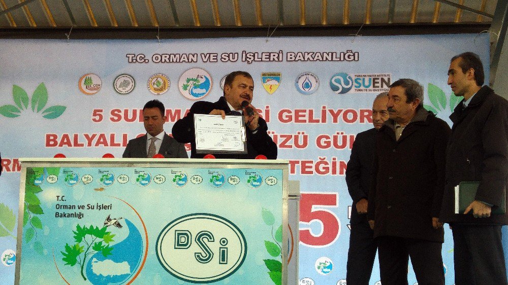 Bakan Eroğlu Çiftçilere "Evet" Dedirtti