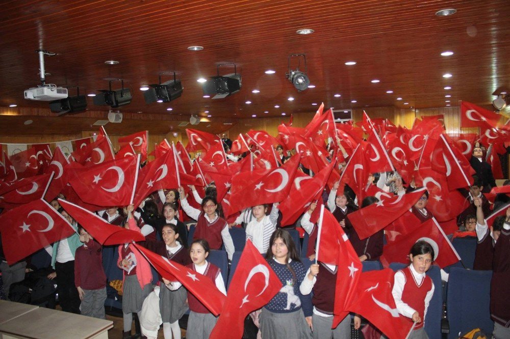 "Düşmanları Kovalım"a Yoğun İlgi