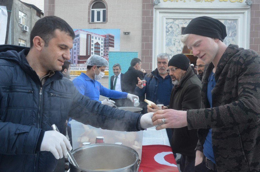 Vakfıkebir’de 18 Mart Çanakkale Şehitleri’ni Anma Ve Çanakkale Zaferi’nin 102. Yıldönümü Etkinlikleri