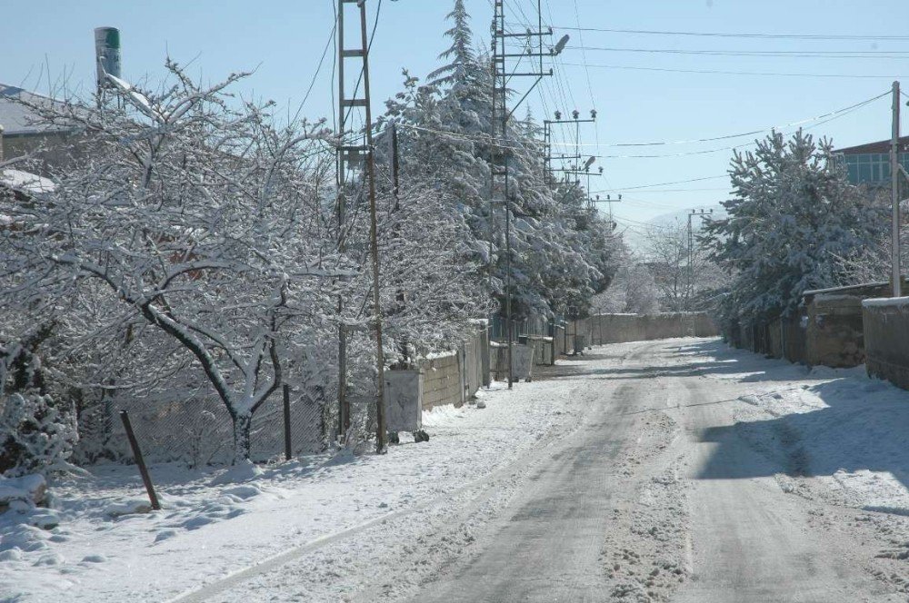 Van’da Kar Yağışı