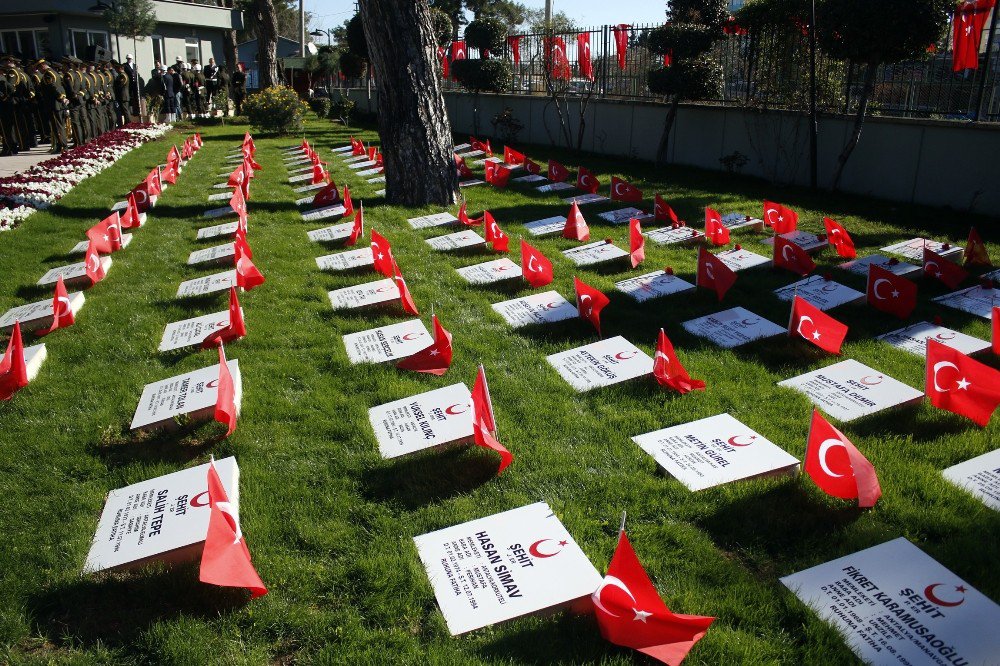 Antalya’da Çanakkale Şehitleri Anıldı