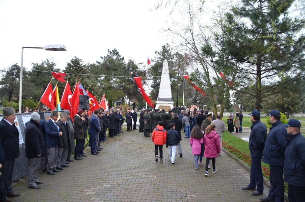 Bafra’da Şehitler Dualarla Anıldı