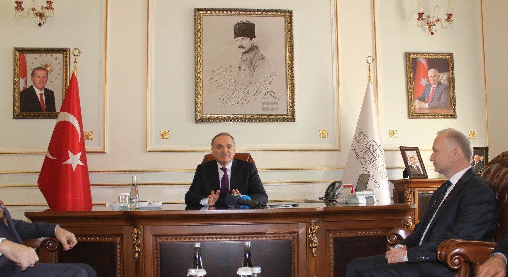 Bakan Özlü, Tekirdağ’da 18 Mart Çanakkale Zaferi Etkinliklerine Katıldı