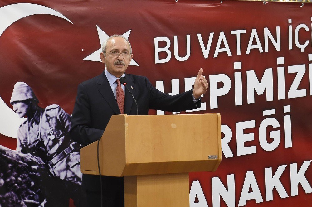 Chp Genel Başkanı Kılıçdaroğlu, Şehit Yakınları Ve Gazilerle Bir Araya Geldi