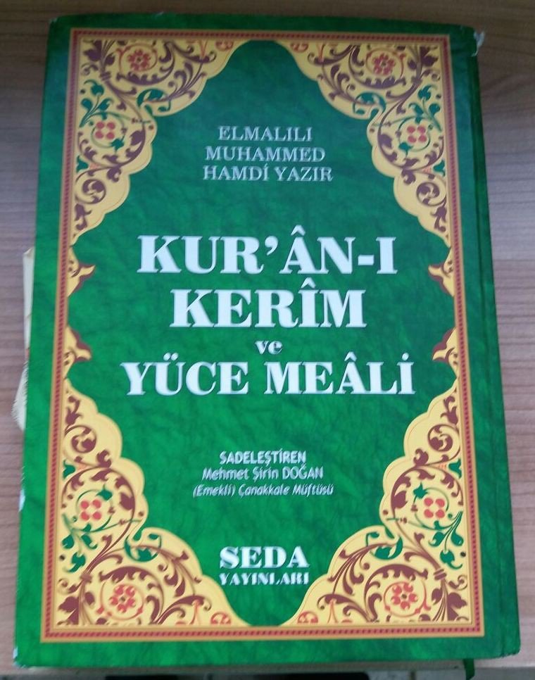 Kuşadası’nda Kur’an-ı Kerim İçerisinde Saklanmış Silah Bulundu