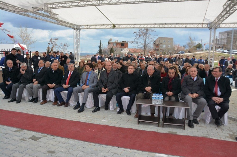 Büyükşehir Belediyesi Hayrabolu Atatürk Spor Salonu Tekirdağ Valiliğine Teslim Edildi