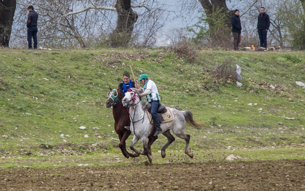 Bursa’da Cirit Oyunları Nefes Kesti