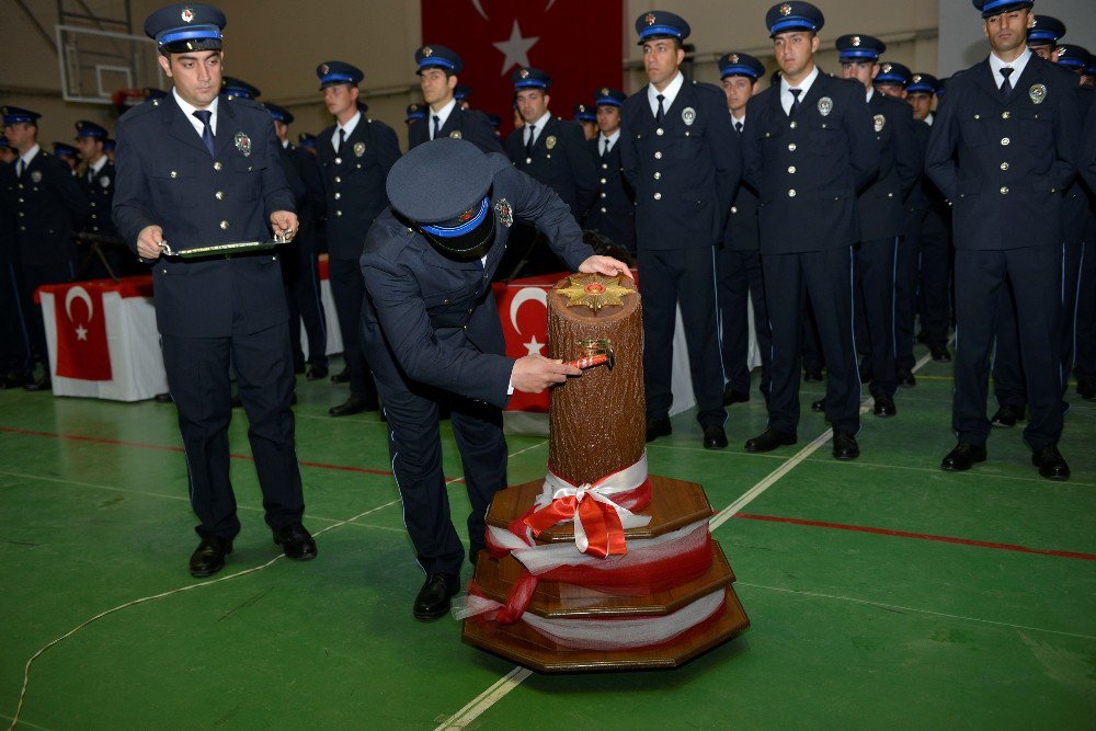 Diyarbakır’da 845 Polis Adayı Mezun Oldu