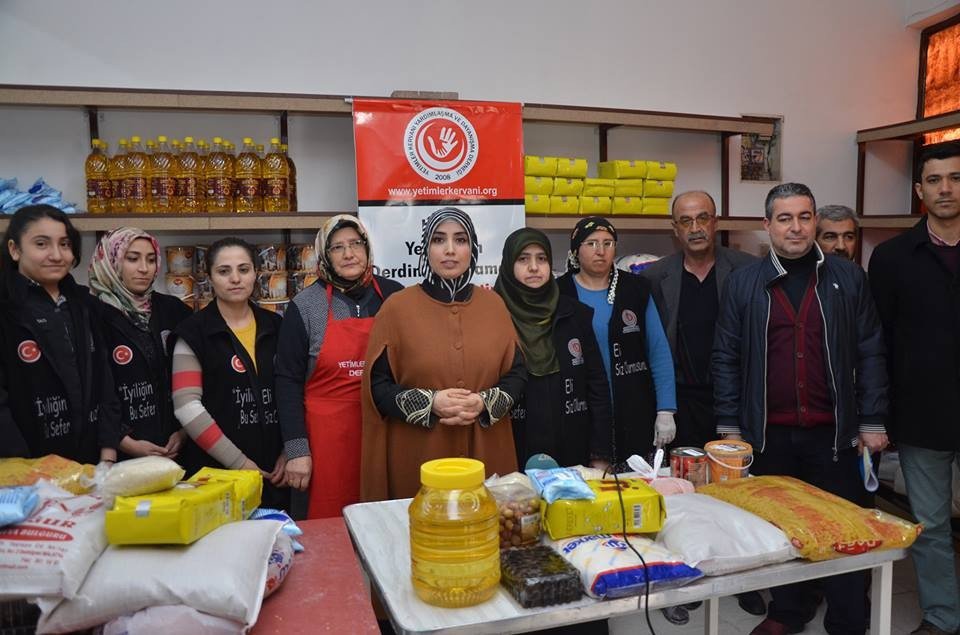 Yetimler Kervanından 403 Aileye Gıda Yardımı