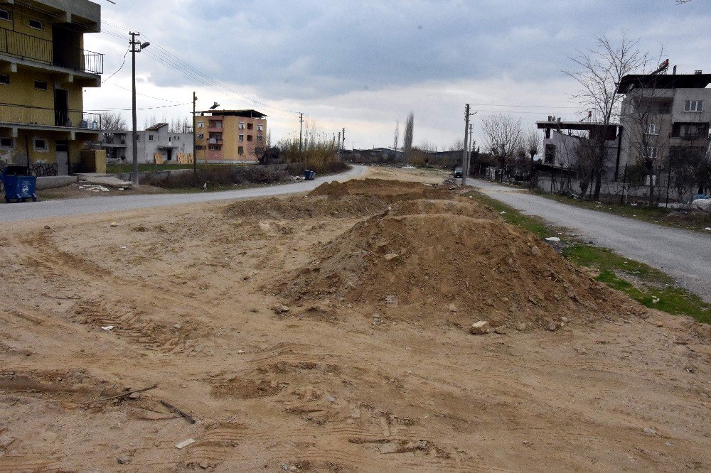 Nazilli Belediyesi Yol Hamlelerine Devam Ediyor