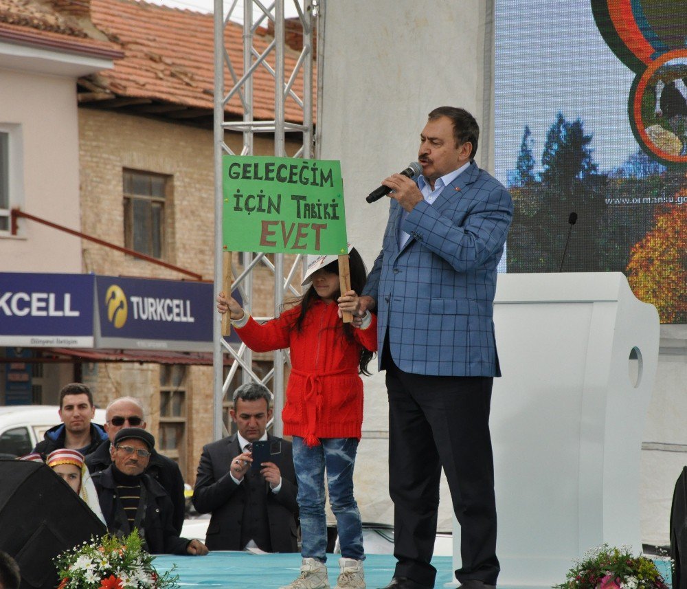 Bakan Eroğlu: "Rahmetli Özal Da ’Cumhurbaşkanlığı Sistemi Şart’ Diye Söyledi Onu Da Zehirlediler"