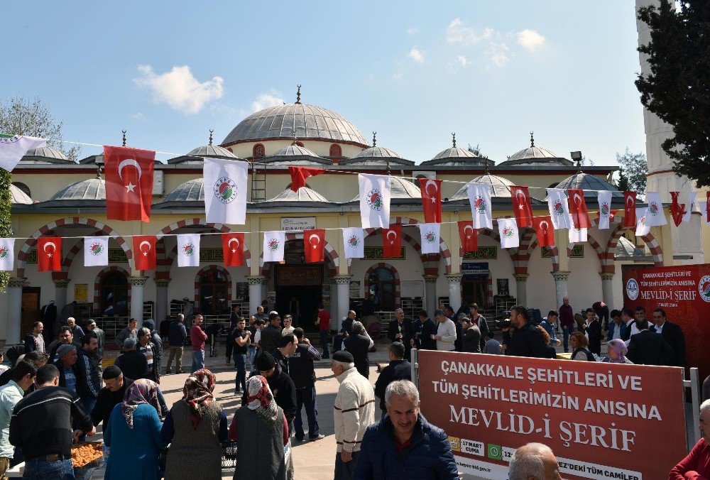 Kepez’deki Bütün Camilerde Şehitlere Dua