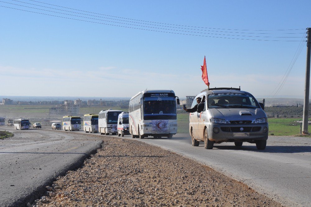 Suriye Rejiminin Bombaladığı Humuz El Waar’dan Tahliyeler Başladı