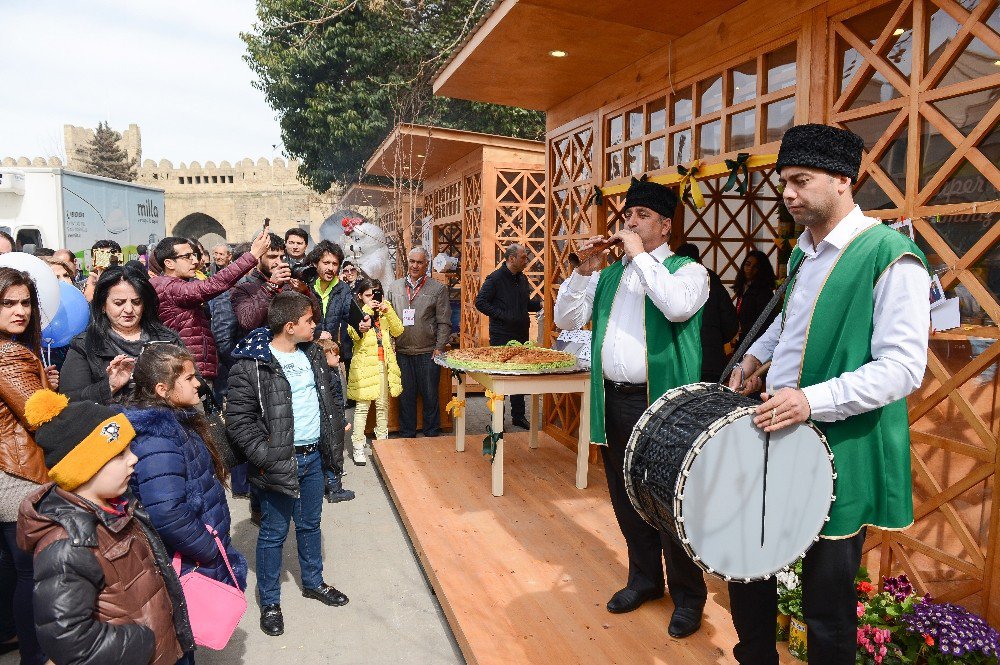 Azerbaycan’da Nevruz Coşkuyla Kutlanıyor