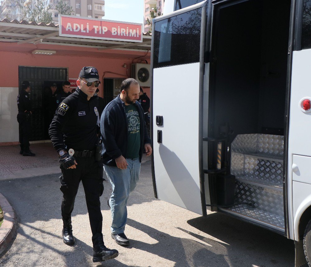 Adana’da ’Bylock’ Kullanan 1’i Kadın 14 Polis Adliyeye Sevk Edildi