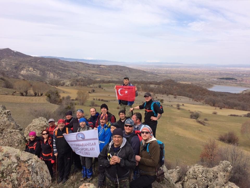 Afdos’lu Sporcular Şehitleri Yad Etti