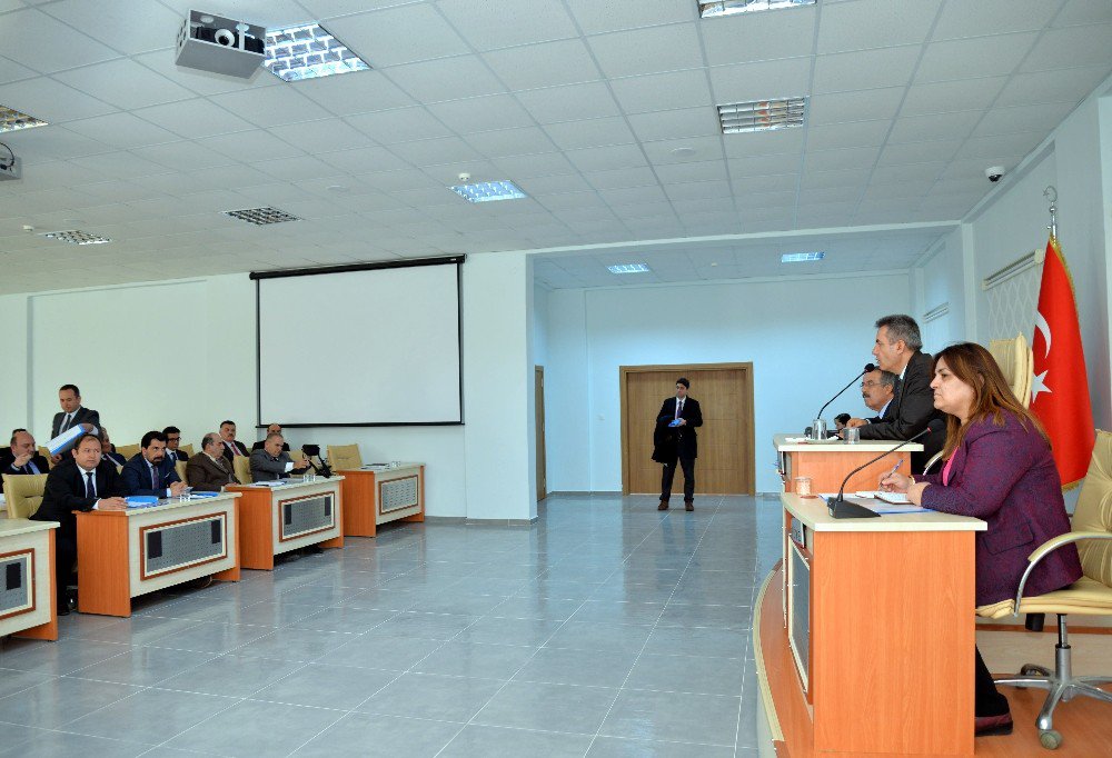 Referandum Öncesi Kaymakamlar Ve İl İdare Şube Başkanları Toplantı Buluştu