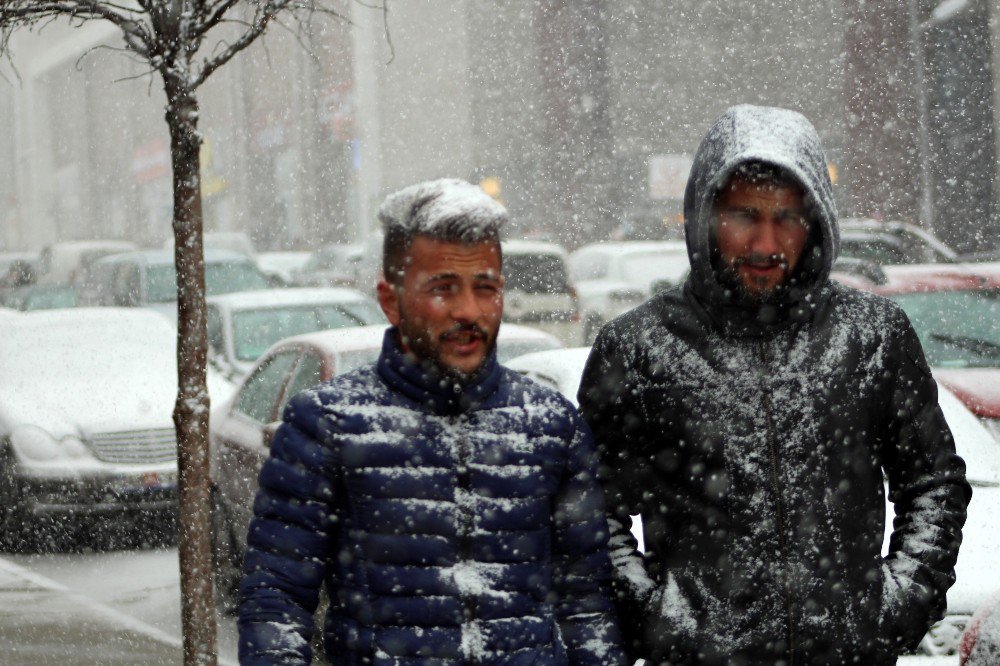 Doğu Anadolu Yeniden Kar Altında