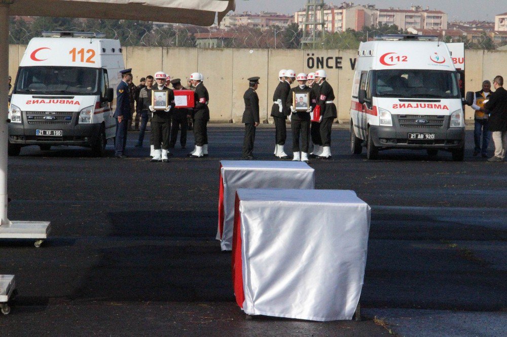 Lice Şehitleri Memleketlerine Uğurlandı