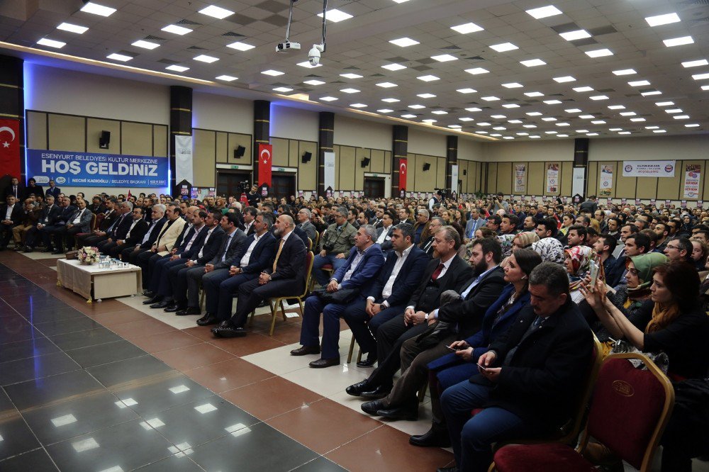 Esenyurt’ta Eğitim Bir-sen’den Konferans