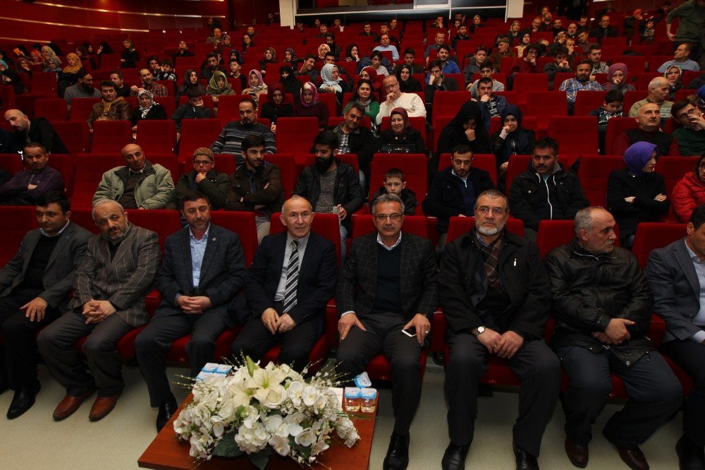 Prof. Dr. Ahmet Şimşirgil, Gebze’de İstiklal’i Anlattı