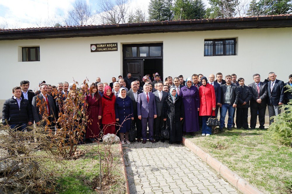 Kastamonu’da Süt Sığırı Yetiştiriciliği Kursa Başladı