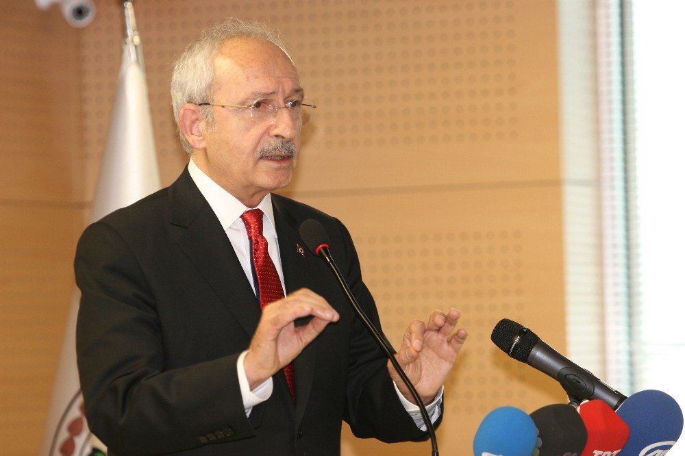 Kılıçdaroğlu Muhtarlarla Bir Araya Geldi