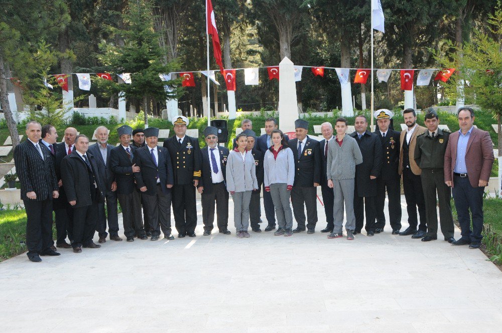 Lapseki’de Şehitlik Ziyareti