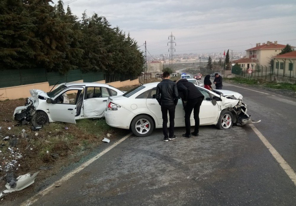 Silivri’deki Kazada 1,5 Yaşındaki Bebek Can Verdi