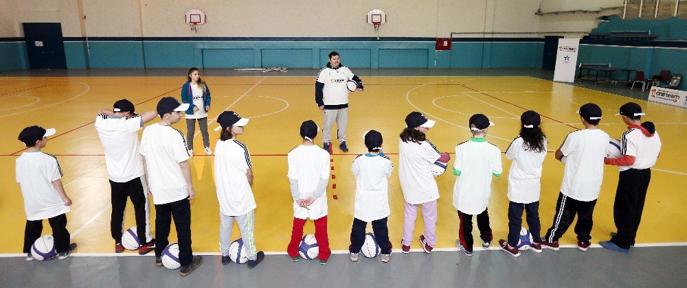 Anadolu Efes, Koruncuk Vakfı Çocukları İle ‘One Team’ Diyecek