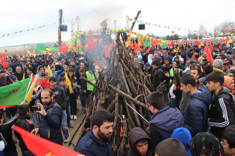 Batman’da Nevruz Bayramı Coşkuyla Kutlandı