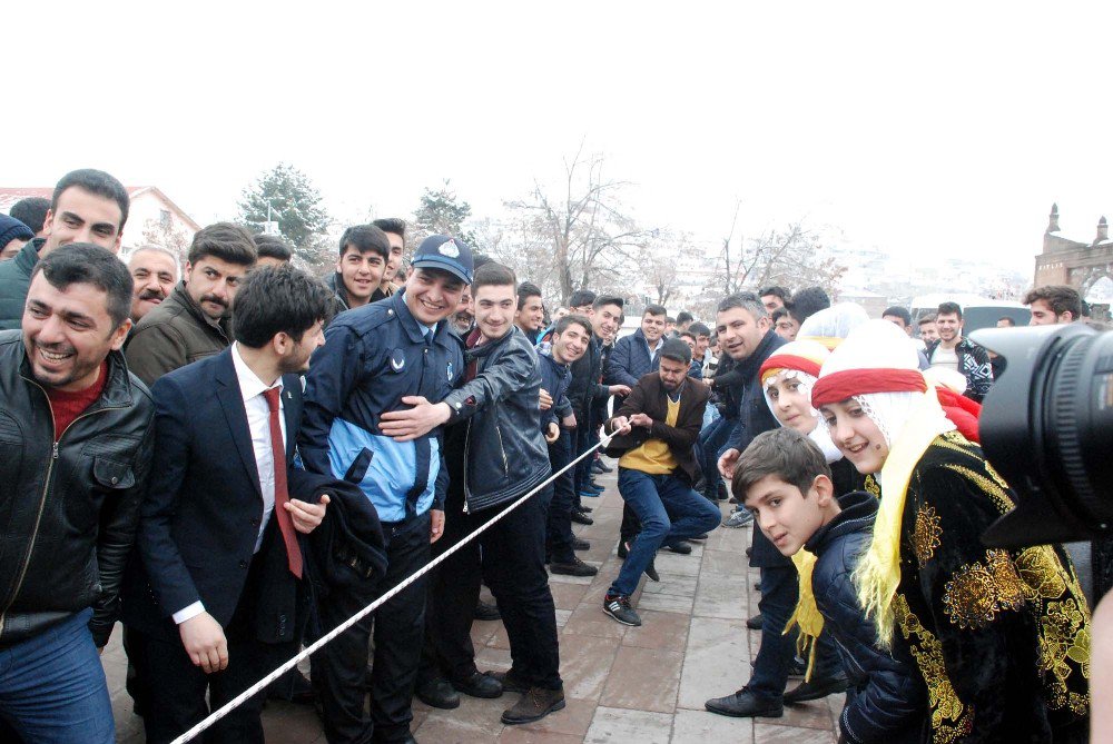 Bitlis’te Nevruz Kutlamaları