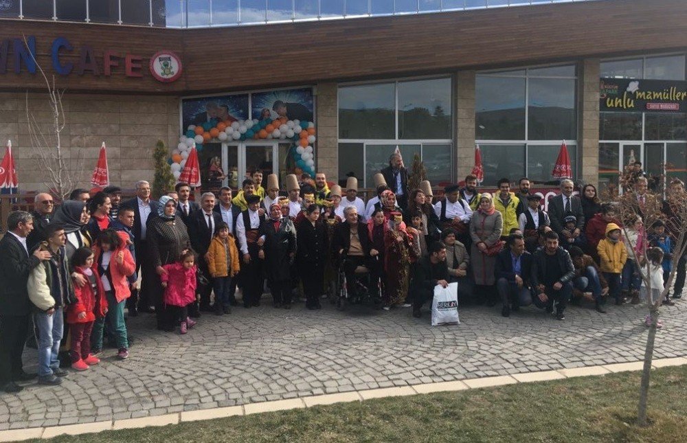 Elazığ’da Özel Çocuklar, Etkinlikte Bir Araya Geldi