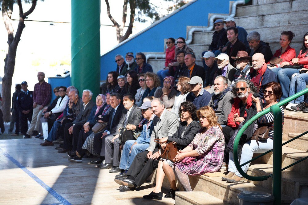 Fethiye’de ’Doğal Çiçekler’ Kitabı Tanıtıldı