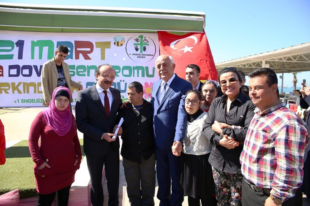 Seyfi Dingil Down Sendromlu Çocukların Mutluluklarına Ortak Oldu