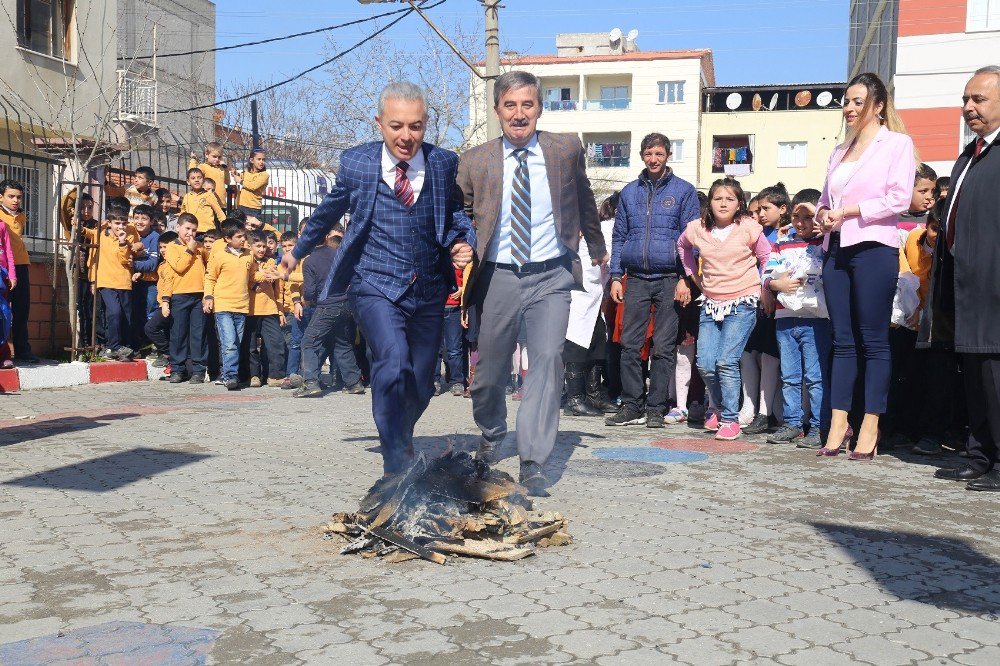 Kula Ve Turgutlu’da Nevruz Coşkusu