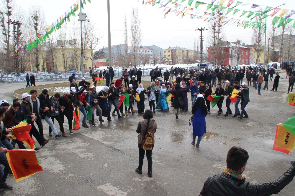 Muş’ta Nevruz Kutlaması