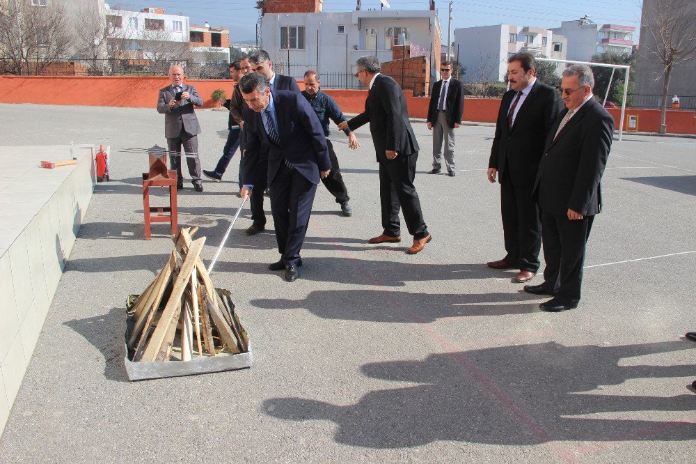 Nevruz Edremit’te Kutlandı