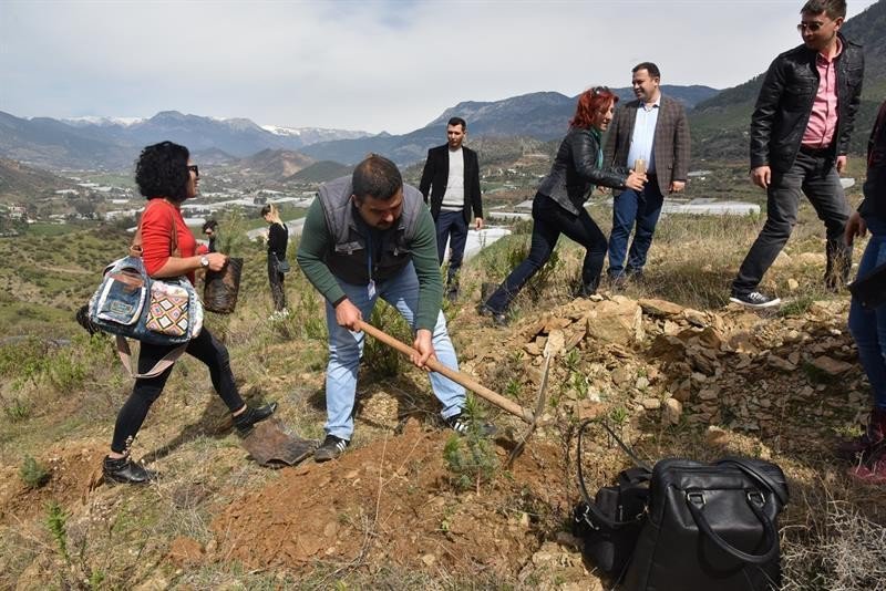 Anamur’da Nevruz Ve Ormancılık Günü Fidan Dikilerek Kutlandı