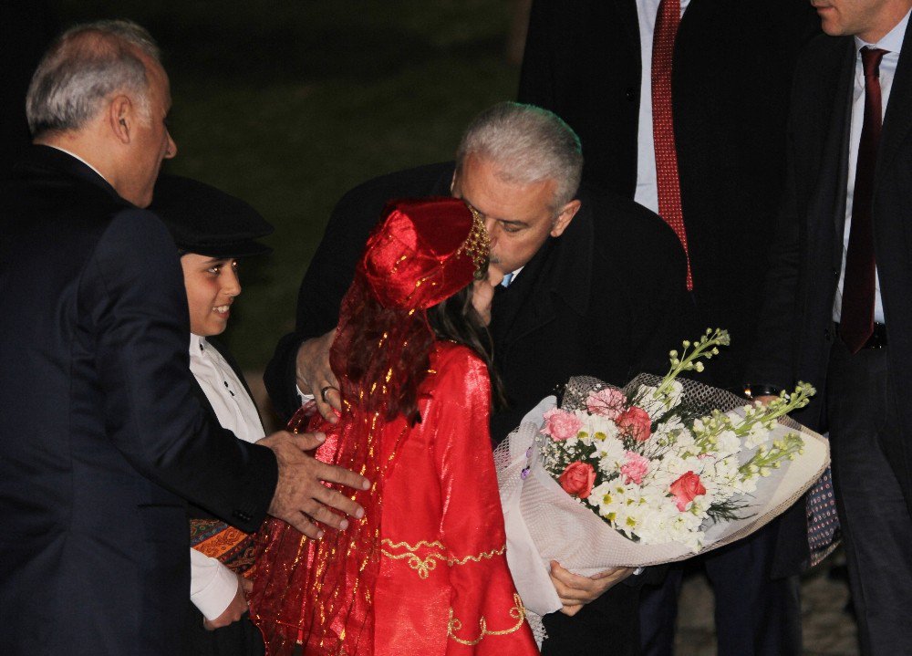 Başbakan Yıldırım: “Terör Konusunda Çifte Standardı Bırakmak Lazım”