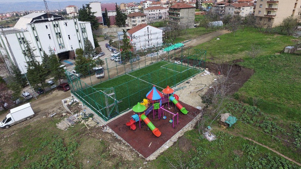 Başiskele’ye Yeni Sosyal Alanlar Kazandırılıyor