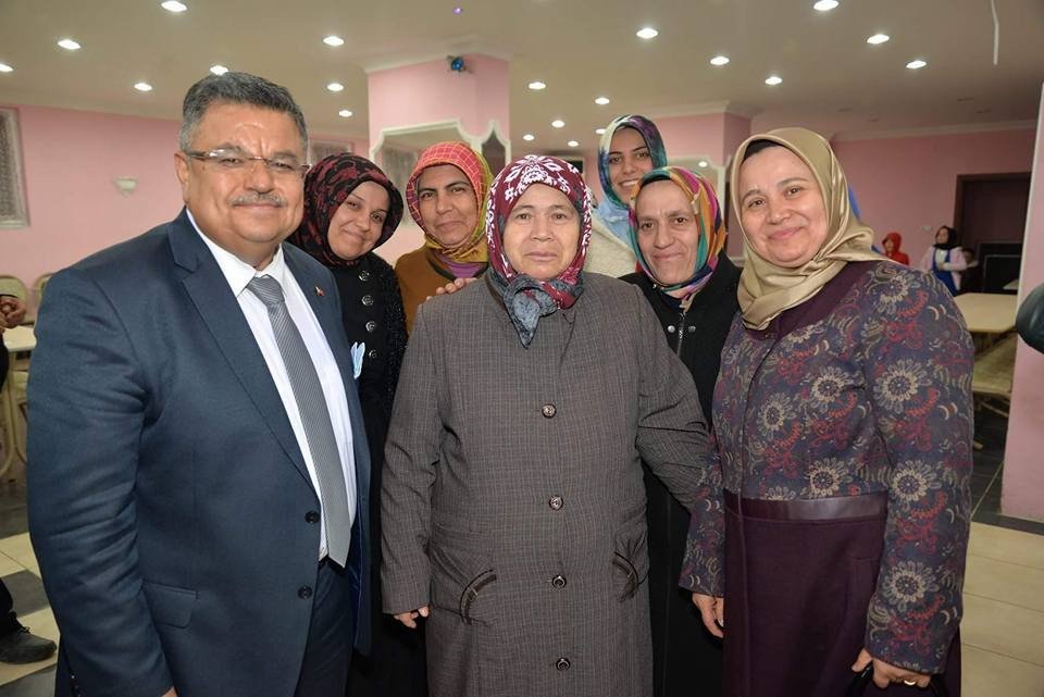 Başkan Yağcı, Pelitözü Mahallesinde Referandum Çalışması Yaptı