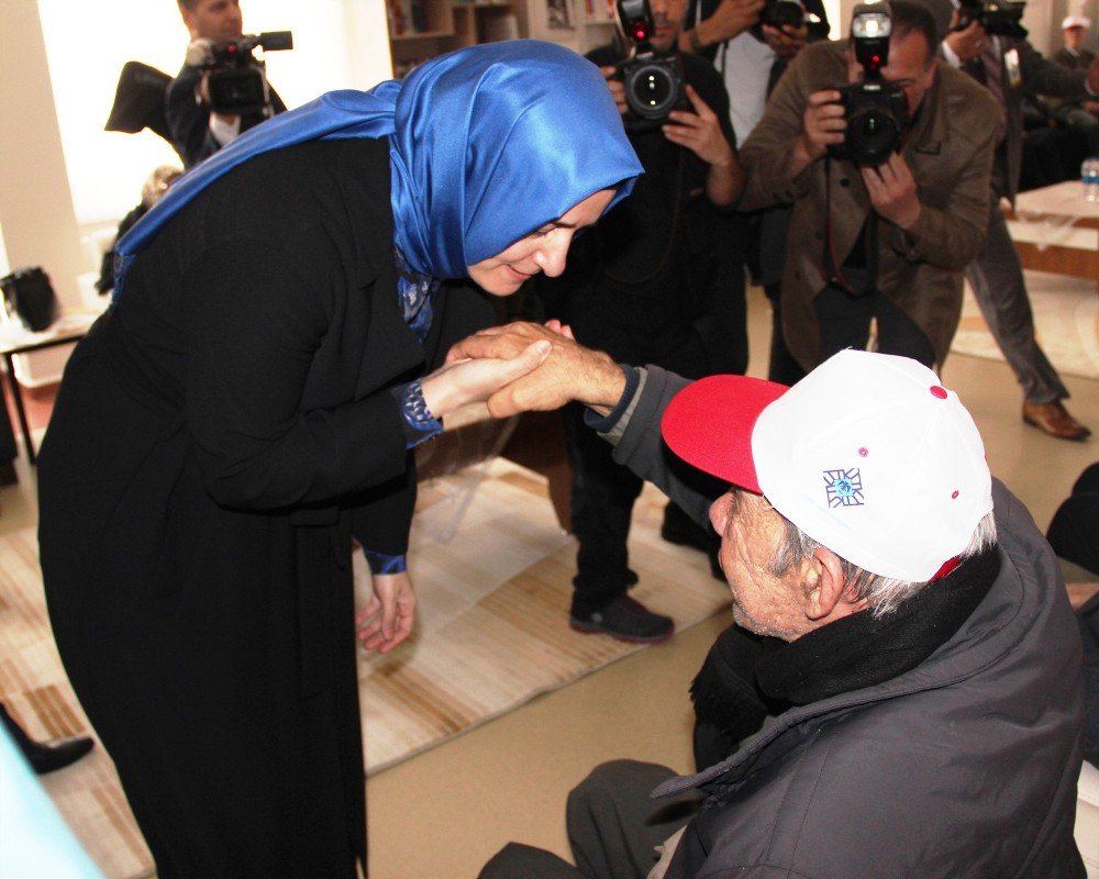 Aile Ve Sosyal Politikalar Bakanı Fatma Betül Sayan Kaya: