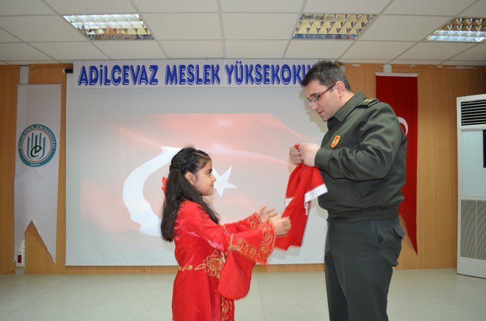 Adilcevaz’da ‘Çanakkale Şehitleri’ Konulu Konferans