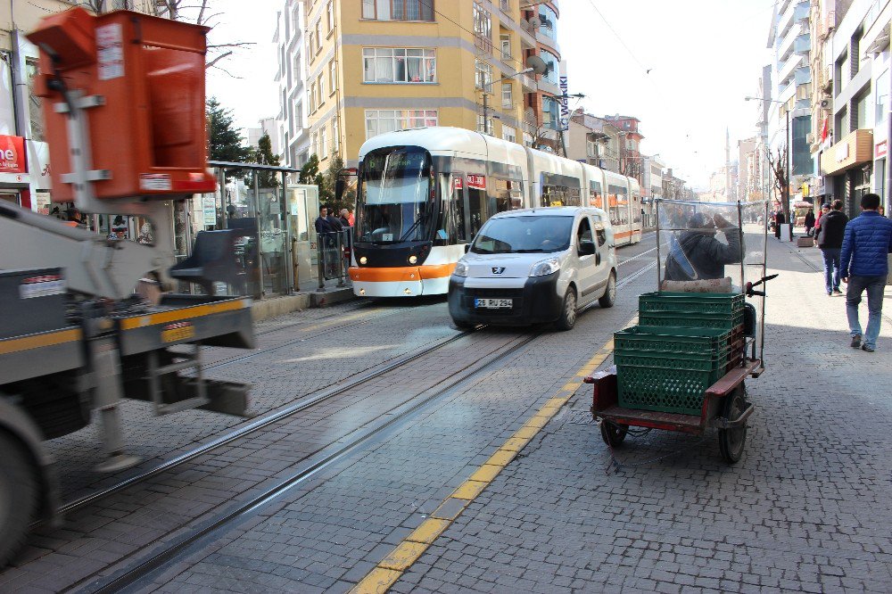 Yasağa Aldıran Yok