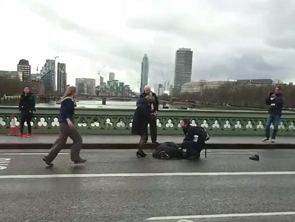 Brüksel Saldırılarının Birinci Yıl Dönümünde Londra Sarsıldı