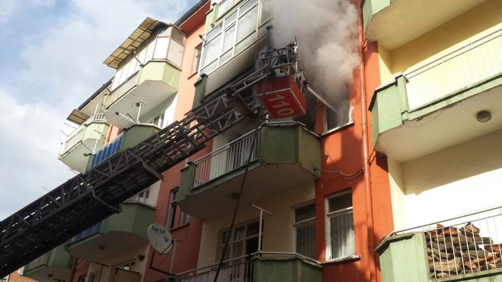 Malatya’da Korkutan Ev Yangını