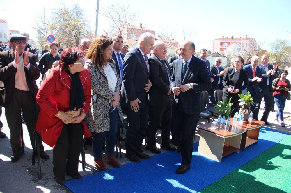 Bakan Müezzinoğlu, Kılıçdaroğlu’nu İstifaya Çağırdı