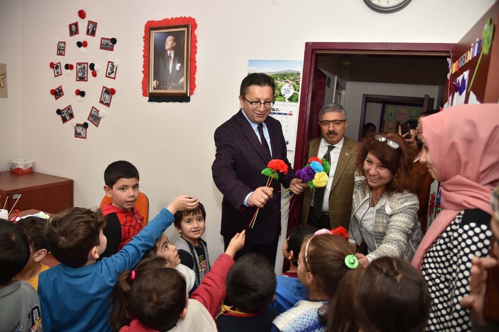 Başkan Tiryaki Referandum Çalışmalarına Hız Verdi